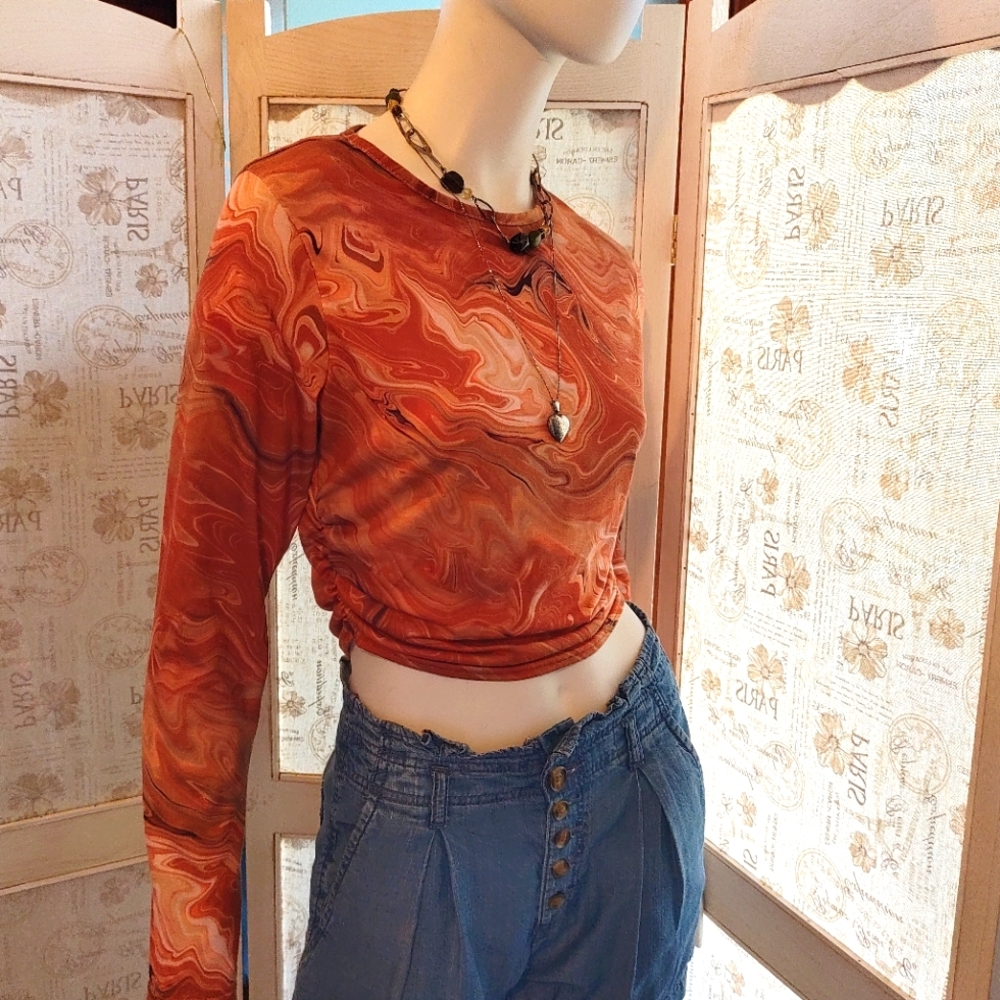 🍄Pretty Little Things Neutral Paisley Cotton Top Size M